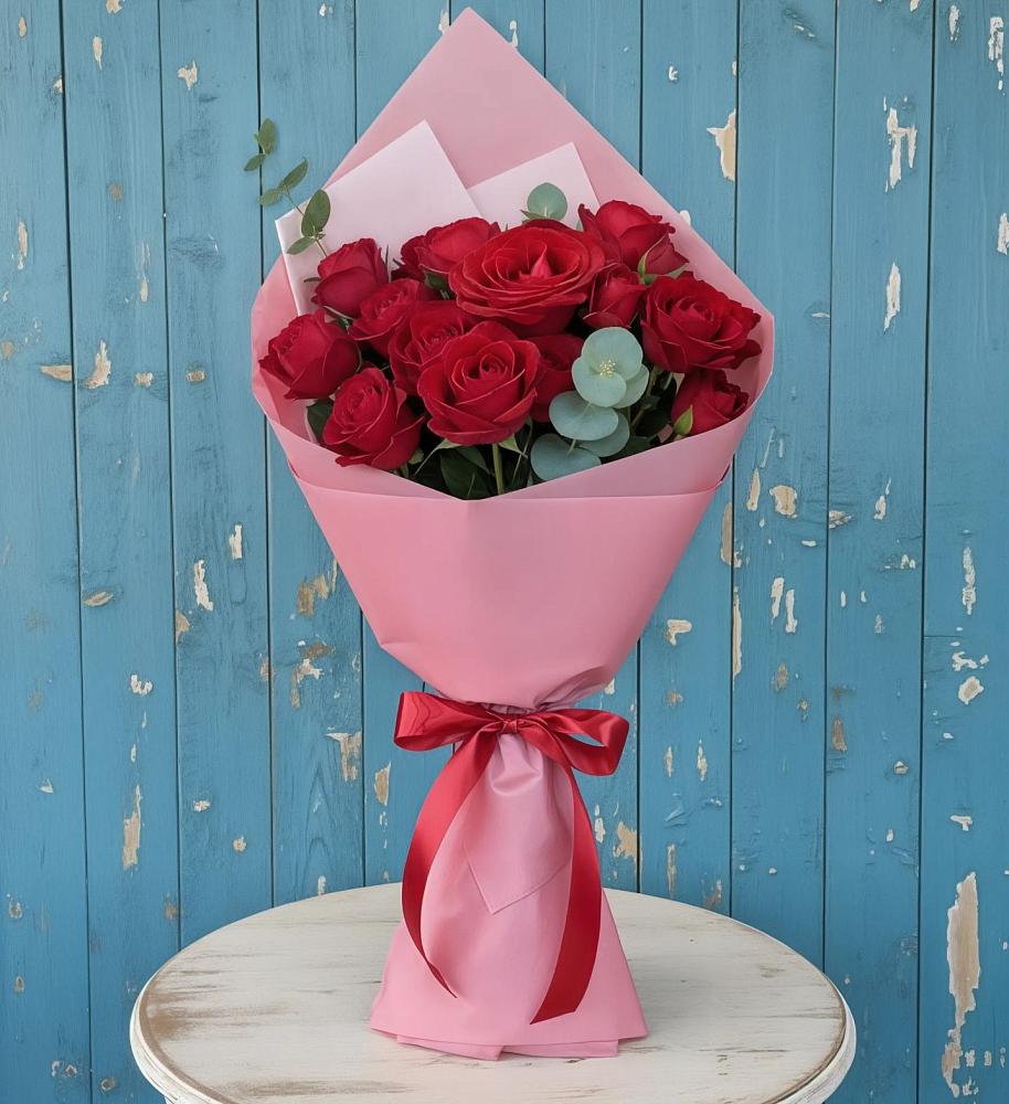 Букет цветов из: Розы в Макарове