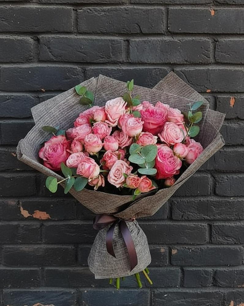 Букет цветов из: Розы в Макарове