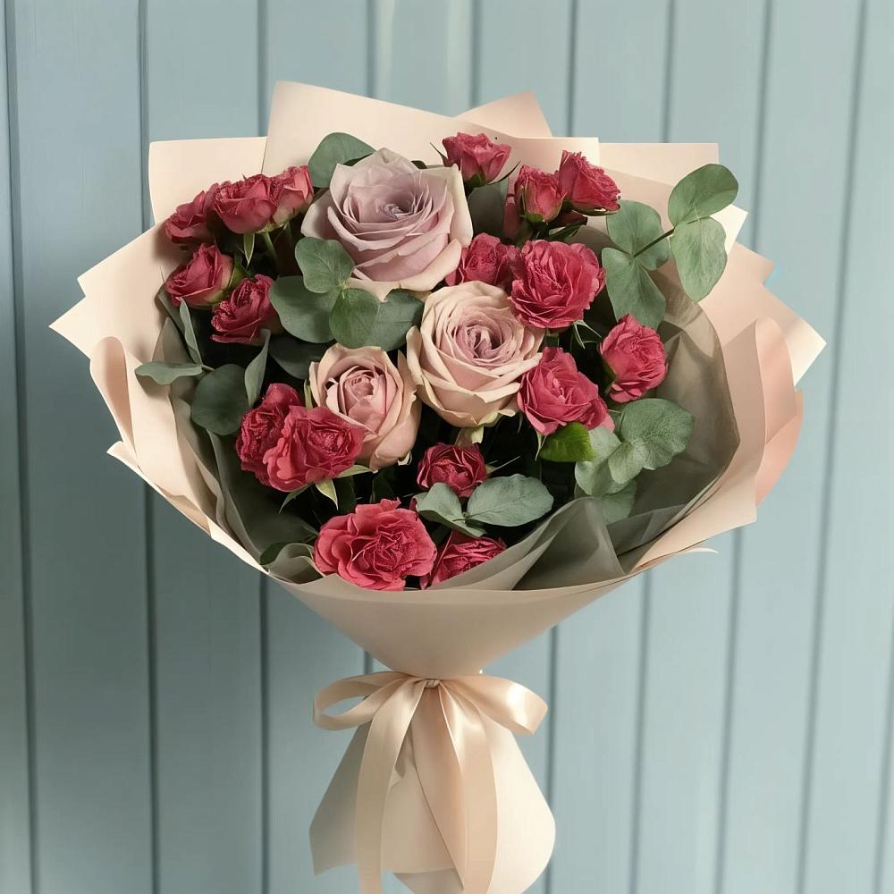 Букет цветов из: Гвоздики и Розы в Макарове