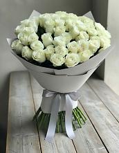 Букет 35 Белых роз в Макарове