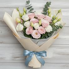 Букет цветов из:  Лизиантусы в Макарове