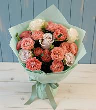 Букет цветов из:  Розы в Макарове