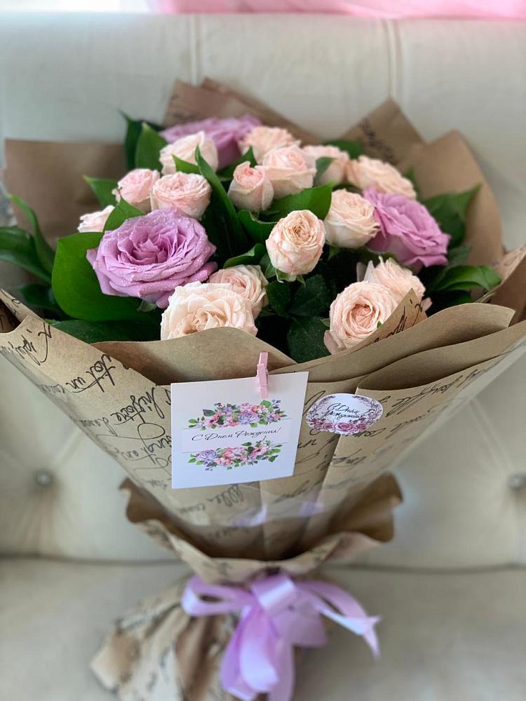 Букет цветов из: Розы в Макарове