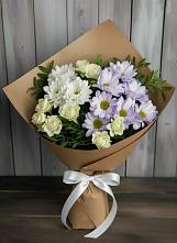 Букет цветов из:  Хризантемы и Розы в Макарове