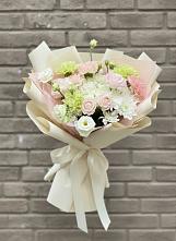 Букет цветов из:  Гвоздики, Розы, Лизиантусы и Хризантемы #REPLACE_PRED# Макарове