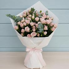Букет цветов из:  Розы в Макарове