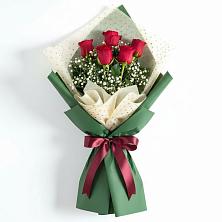 Букет цветов из:  Розы в Макарове