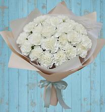 Букет цветов из:  Гвоздики в Макарове