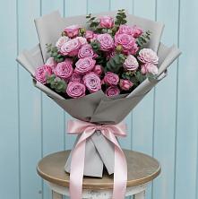 Букет цветов из:  Розы в Макарове